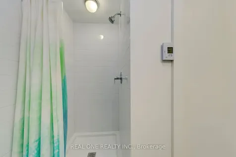 165 Arichat Road Oakville ON L6J 5N5