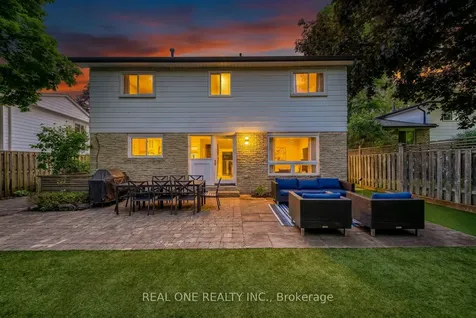 165 Arichat Road Oakville ON L6J 5N5