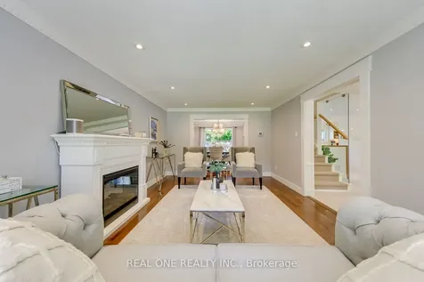 165 Arichat Road Oakville ON L6J 5N5