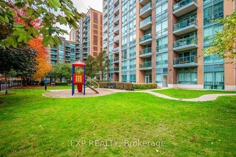 15 Michael Power Place Toronto ON M9A 5G4