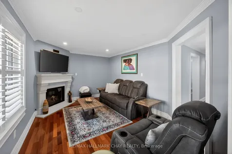72 Ravenscliffe Court Brampton ON L6X 4N9