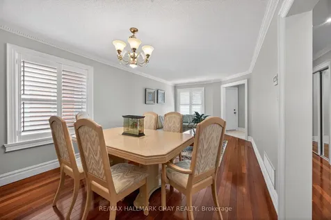 72 Ravenscliffe Court Brampton ON L6X 4N9