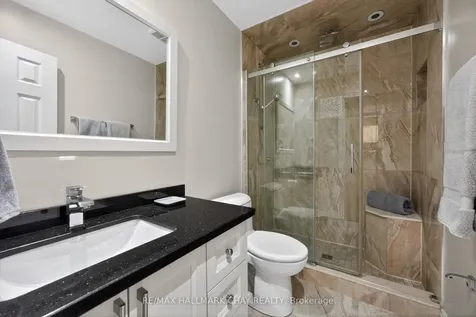 72 Ravenscliffe Court Brampton ON L6X 4N9