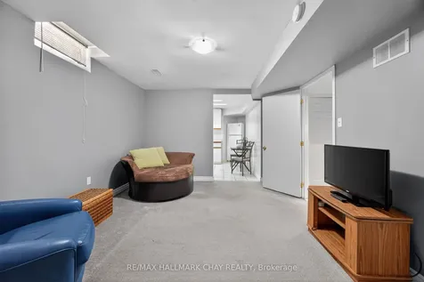 72 Ravenscliffe Court Brampton ON L6X 4N9