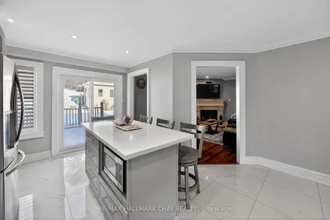 72 Ravenscliffe Court Brampton ON L6X 4N9