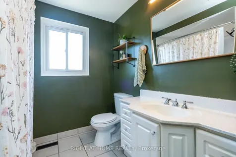 45 Irwin Crescent Halton Hills ON L7G 1E7