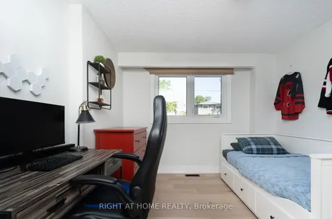 45 Irwin Crescent Halton Hills ON L7G 1E7
