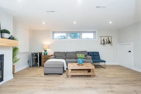 45 Irwin Crescent Halton Hills ON L7G 1E7