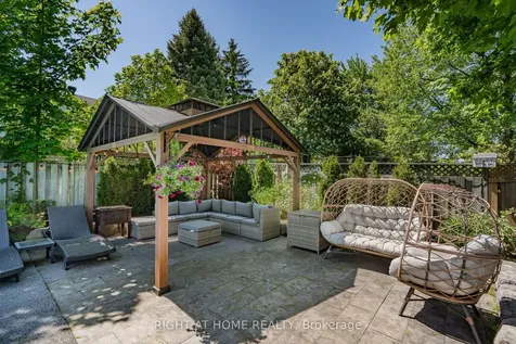 45 Irwin Crescent Halton Hills ON L7G 1E7