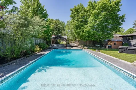 45 Irwin Crescent Halton Hills ON L7G 1E7