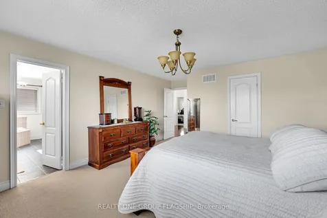 3435 Jorie Crescent Mississauga ON L5M 7G6
