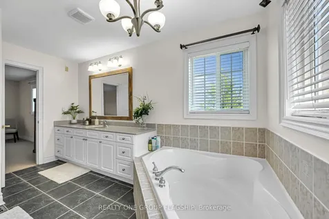 3435 Jorie Crescent Mississauga ON L5M 7G6