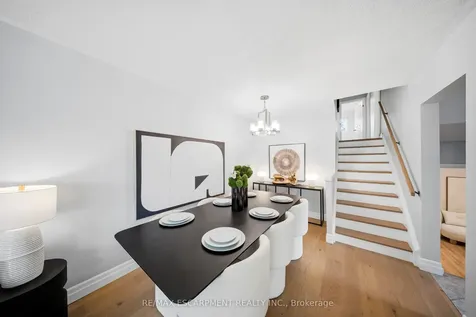 1251 Fairdale Drive Mississauga ON L5C 1K3
