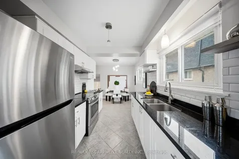 1251 Fairdale Drive Mississauga ON L5C 1K3
