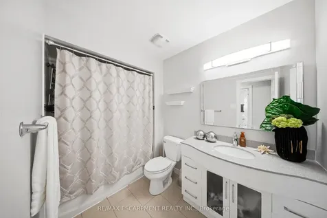 1251 Fairdale Drive Mississauga ON L5C 1K3