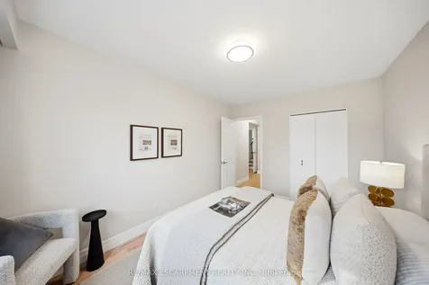 1251 Fairdale Drive Mississauga ON L5C 1K3