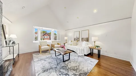 4251 Lastrada Heights Mississauga ON L5C 3V1