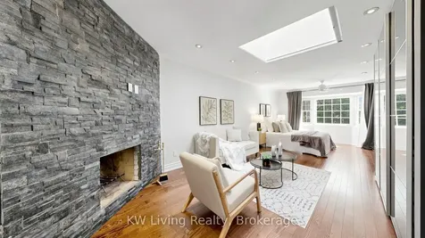 4251 Lastrada Heights Mississauga ON L5C 3V1