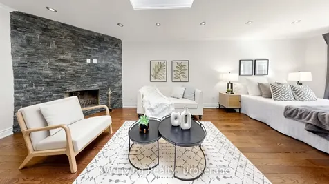4251 Lastrada Heights Mississauga ON L5C 3V1