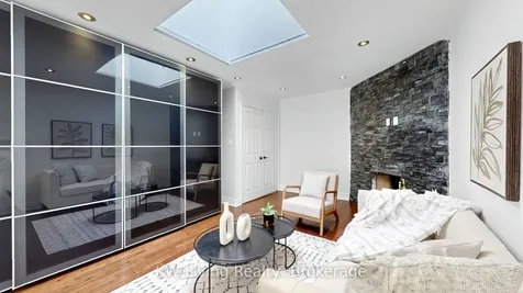 4251 Lastrada Heights Mississauga ON L5C 3V1