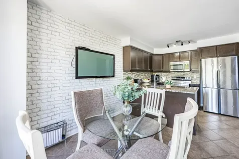 28 Lathbury Street Brampton ON L7A 0R5