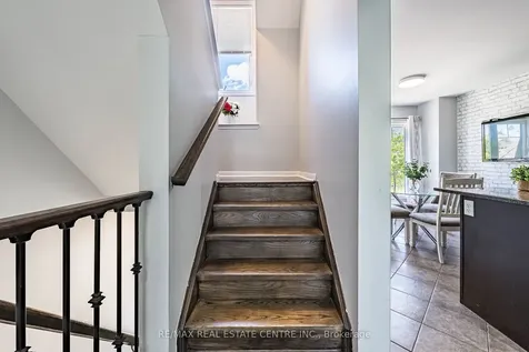 28 Lathbury Street Brampton ON L7A 0R5