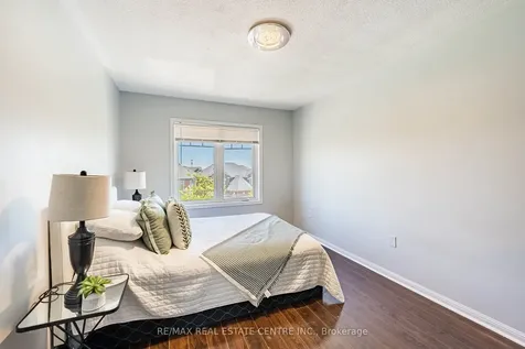 28 Lathbury Street Brampton ON L7A 0R5