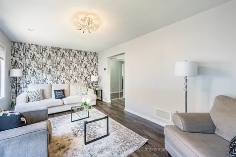 28 Lathbury Street Brampton ON L7A 0R5