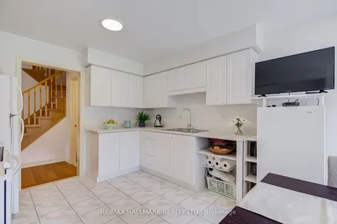 100 Narrow Valley Crescent Brampton ON L6R 2M4