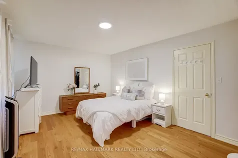 100 Narrow Valley Crescent Brampton ON L6R 2M4