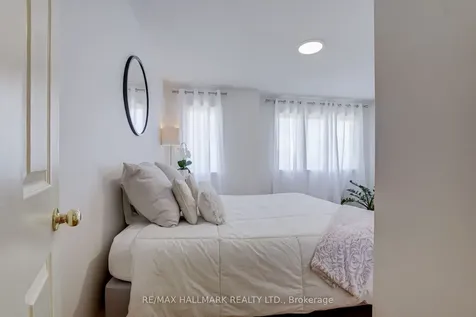 100 Narrow Valley Crescent Brampton ON L6R 2M4