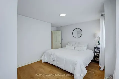 100 Narrow Valley Crescent Brampton ON L6R 2M4