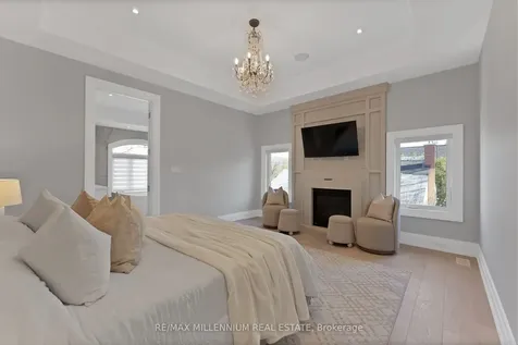 162 Oliver Place Oakville ON L6H 1K8