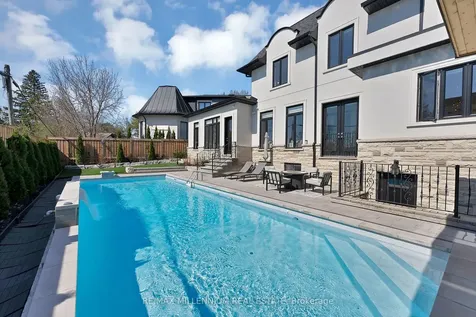 162 Oliver Place Oakville ON L6H 1K8