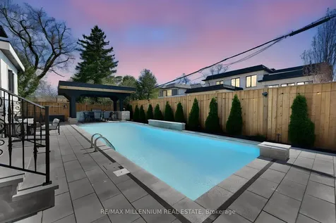 162 Oliver Place Oakville ON L6H 1K8