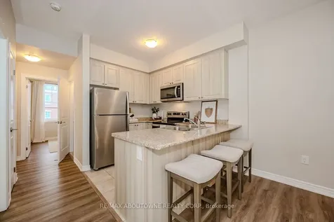 269 Georgian Drive Oakville ON L6H 0L1