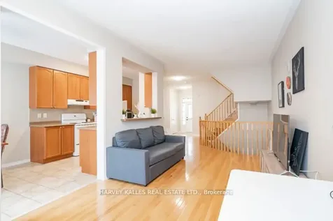 3886 Skyview Street Mississauga ON L5M 8A4