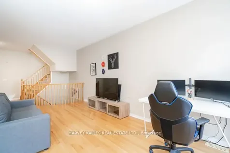 3886 Skyview Street Mississauga ON L5M 8A4