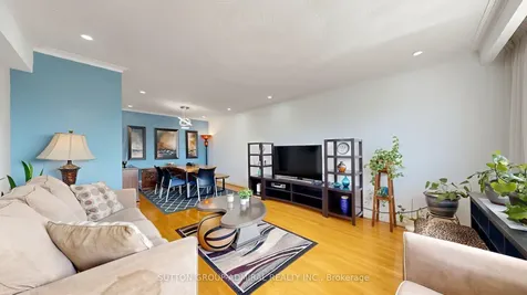 7 Whitbread Crescent Toronto ON M3L 2A8