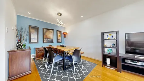 7 Whitbread Crescent Toronto ON M3L 2A8