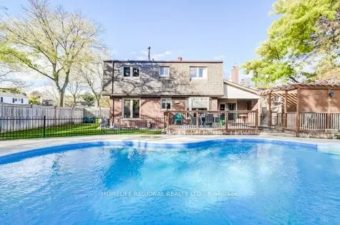 2557 Brasilia Circle Mississauga ON L5N 2E9