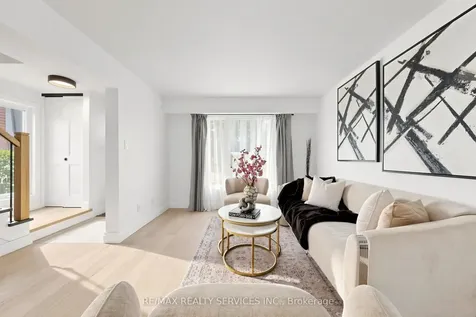 26 Mayfair Crescent Brampton ON L6S 3N4