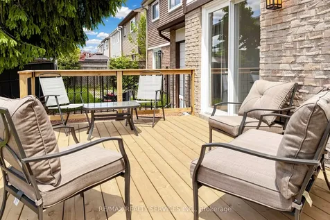 26 Mayfair Crescent Brampton ON L6S 3N4