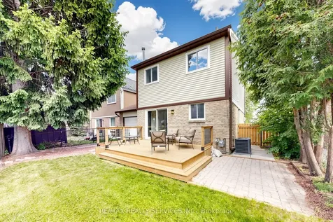 26 Mayfair Crescent Brampton ON L6S 3N4