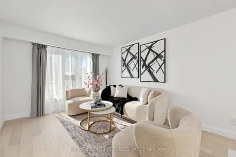 26 Mayfair Crescent Brampton ON L6S 3N4