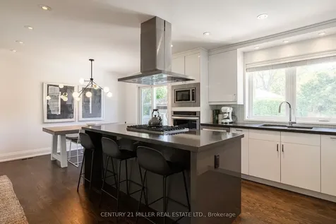 1171 Tisdale Street Oakville ON L6L 2S9