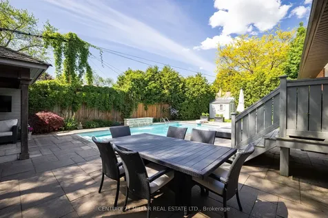 1171 Tisdale Street Oakville ON L6L 2S9