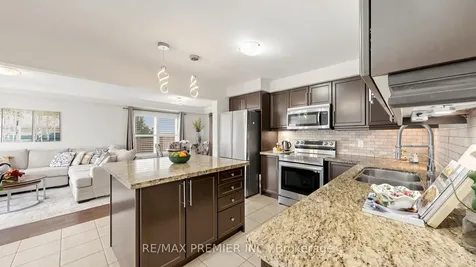 7 Stemford Road Brampton ON L7A 0S5