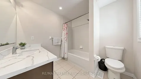 7 Stemford Road Brampton ON L7A 0S5