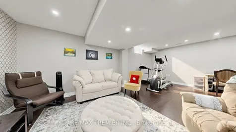 7 Stemford Road Brampton ON L7A 0S5
